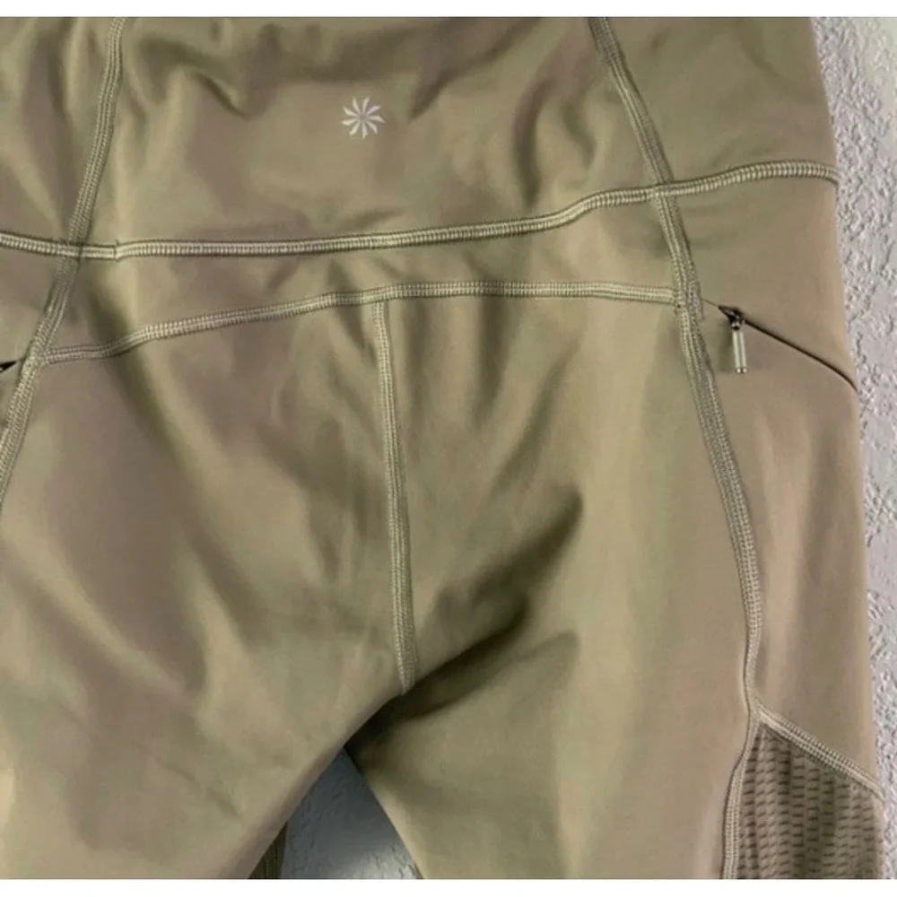 Athleta Mesh Contender Capri Leggings Olive Green Women's Size S Pockets Zippers
